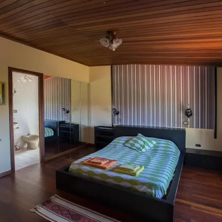 House - 3 Bedrooms With Pool Wifi And Sea Views - 7428 *