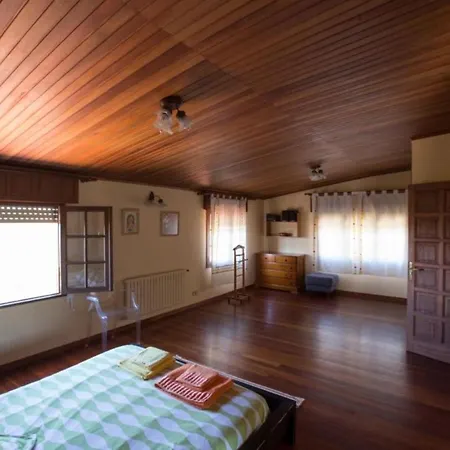 Domek alpejski House - 3 Bedrooms With Pool Wifi And Sea Views - 7428