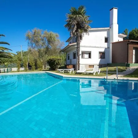 House - 3 Bedrooms With Pool Wifi And Sea Views - 7428