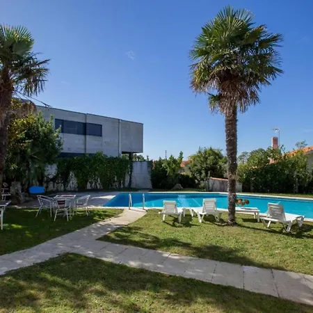 House - 3 Bedrooms With Pool Wifi And Sea Views - 7428